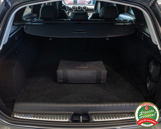 MERCEDES-BENZ C 300 usata, con Portellone posteriore elettrico