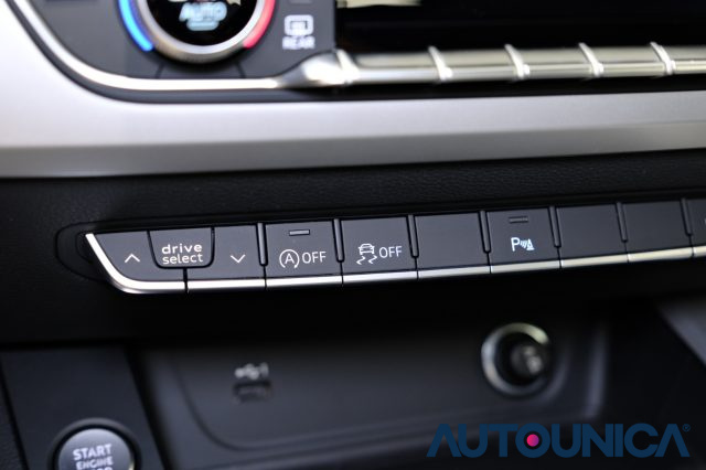 AUDI A4 usata, con Bluetooth