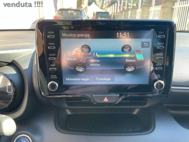 TOYOTA Yaris usata, con Bracciolo