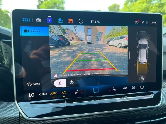 VOLKSWAGEN Golf usata, con Park Distance Control