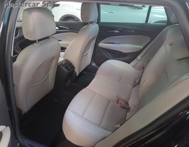 OPEL Insignia usata, con Interni in pelle
