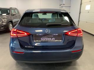 MERCEDES-BENZ A 180 usata, con Alzacristalli elettrici