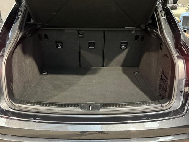 PORSCHE Macan usata, con Sedile posteriore sdoppiato