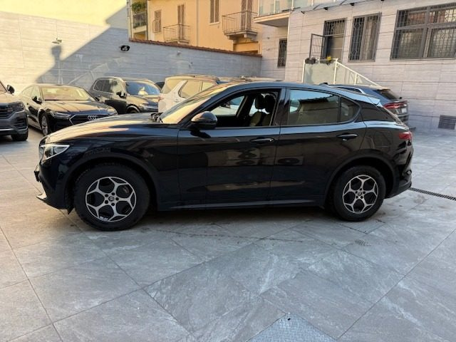 ALFA ROMEO Stelvio usata, con Autoradio
