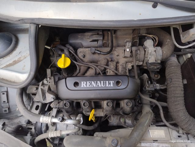 RENAULT Twingo usata 23