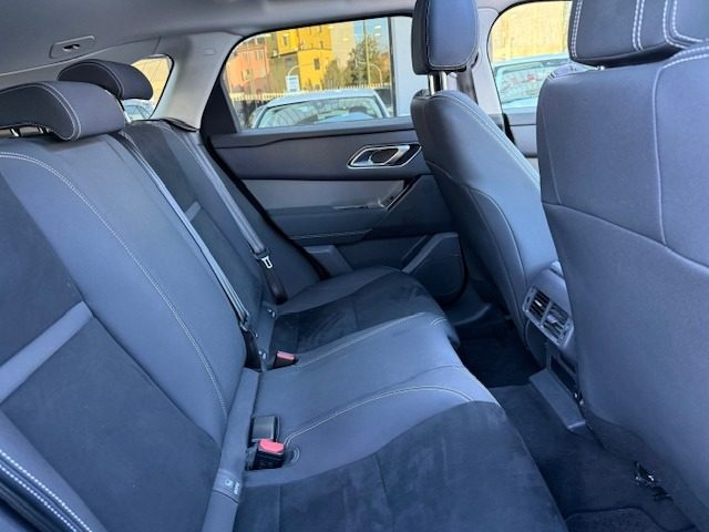 LAND ROVER Range Rover Velar usata, con Boardcomputer