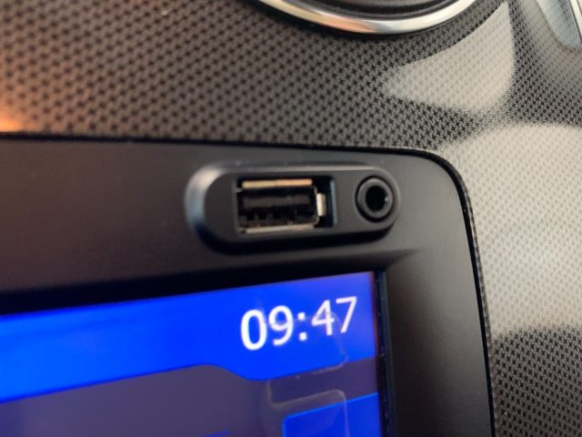 DACIA Sandero usata, con Touch screen