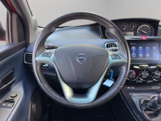 LANCIA Ypsilon usata, con Sedile posteriore sdoppiato
