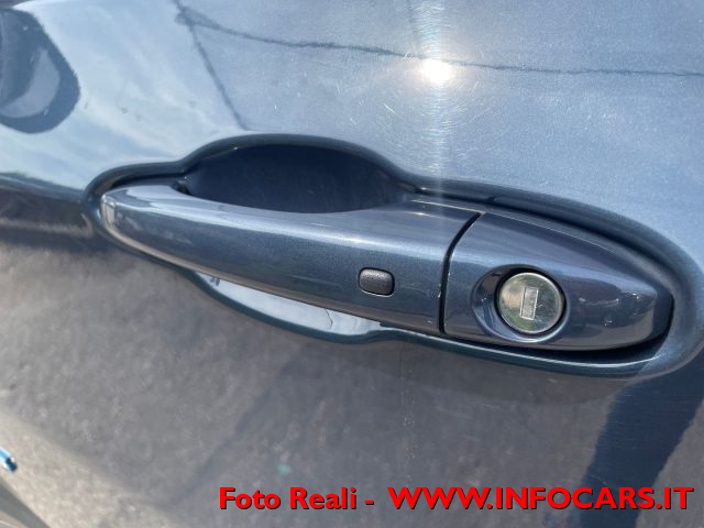 JEEP Compass usata, con Autoradio digitale
