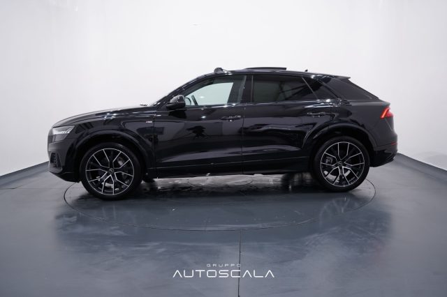 AUDI Q8 usata, con Airbag laterali
