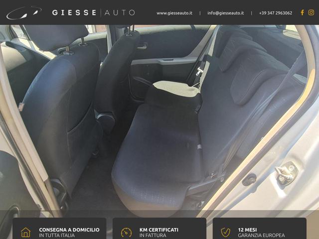 TOYOTA Yaris usata, con Airbag testa