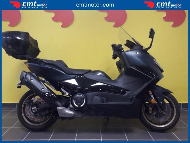 YAMAHA T-Max 560 usata 0