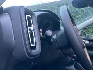 VOLVO XC40 usata, con Volante multifunzione