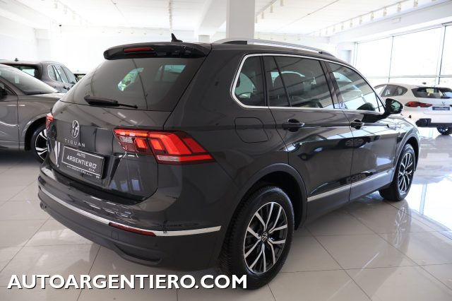VOLKSWAGEN Tiguan usata, con Bluetooth