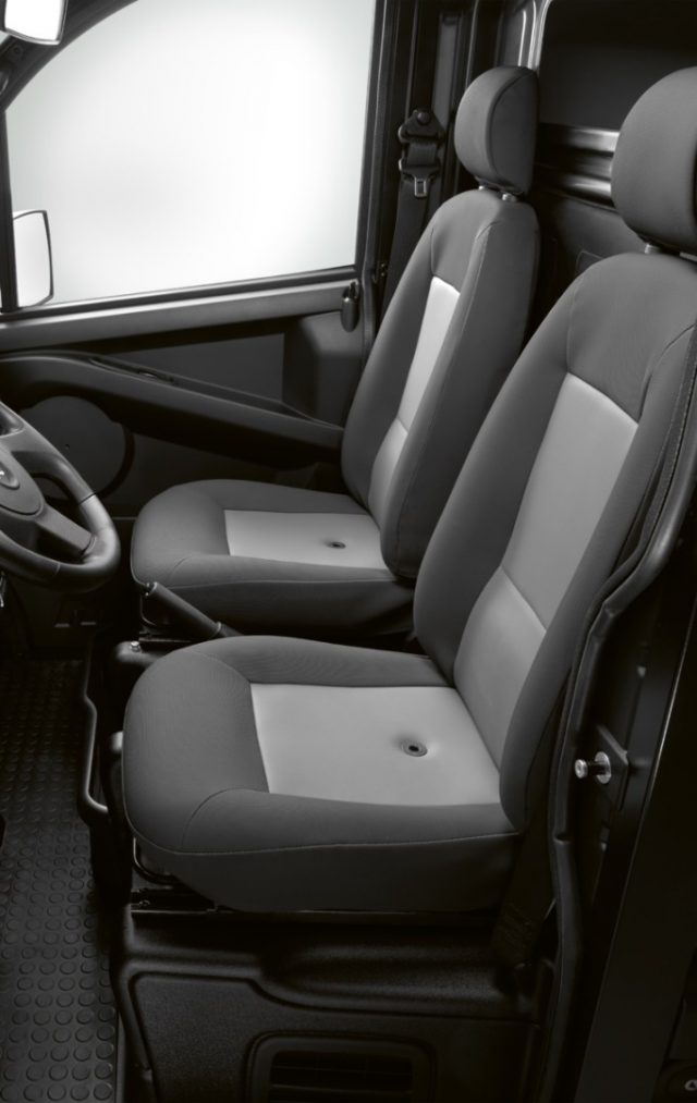 AIXAM E-Truck usata 4