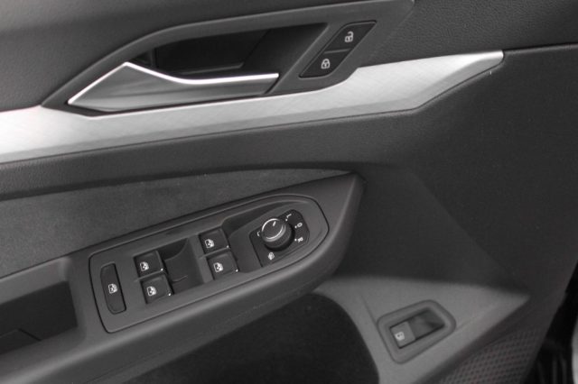 VOLKSWAGEN Golf usata, con Servosterzo