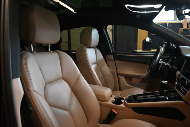 PORSCHE Macan usata 29
