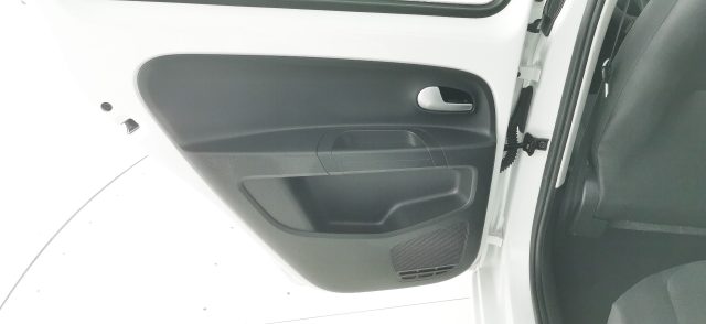 VOLKSWAGEN up! usata 35