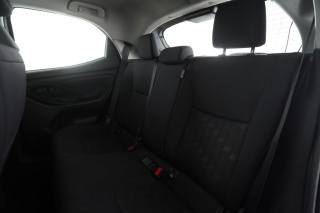 TOYOTA Yaris usata 4