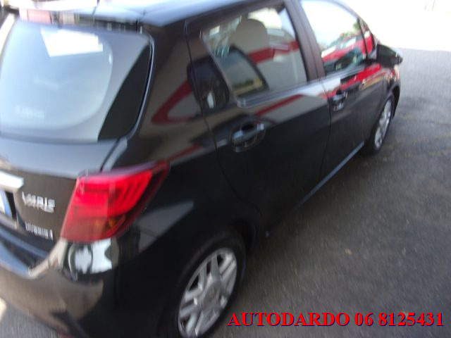 TOYOTA Yaris usata, con Servosterzo