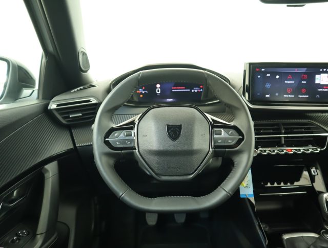 PEUGEOT 2008 usata, con Sedile posteriore sdoppiato