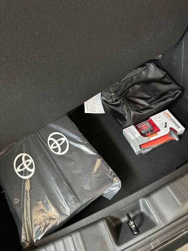 TOYOTA Yaris Cross usata, con Luci diurne LED
