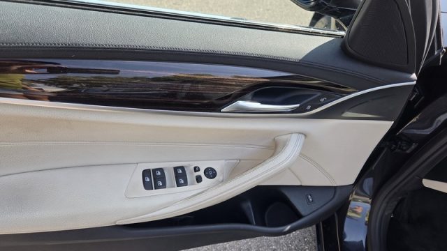 BMW 520 usata, con Fendinebbia