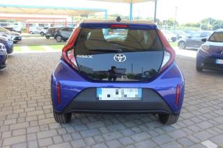 TOYOTA Aygo X usata, con Autoradio