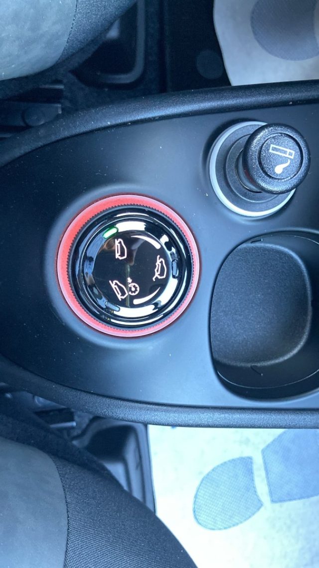 FIAT Panda Cross usata, con Autoradio digitale