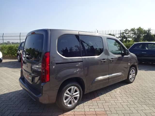 TOYOTA Proace City usata, con Alzacristalli elettrici