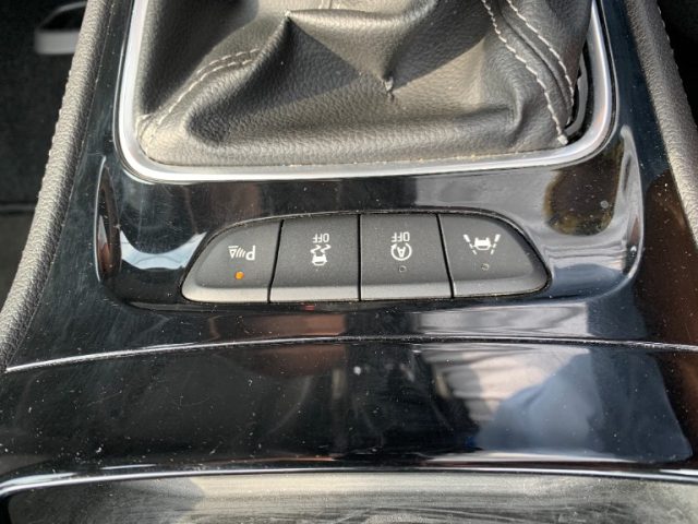 OPEL Astra usata, con Fendinebbia