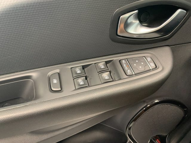 RENAULT Clio usata, con Controllo vocale