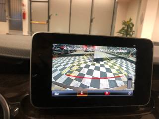 MERCEDES-BENZ V 220 usata 18