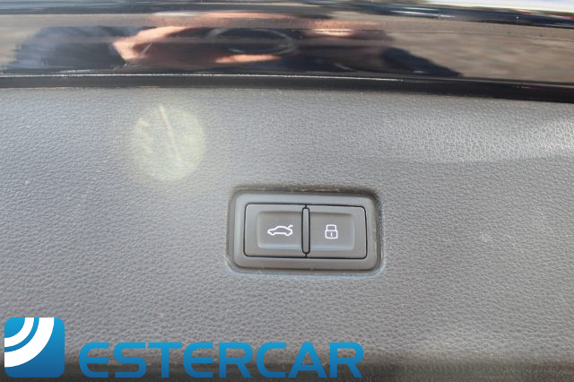 AUDI Q8 usata, con Regolazione elettrica sedili