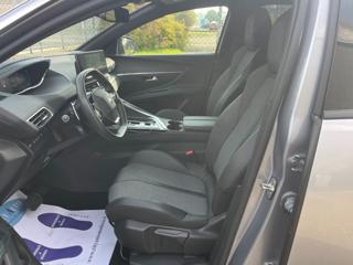 PEUGEOT 3008 usata, con Fari Xenon