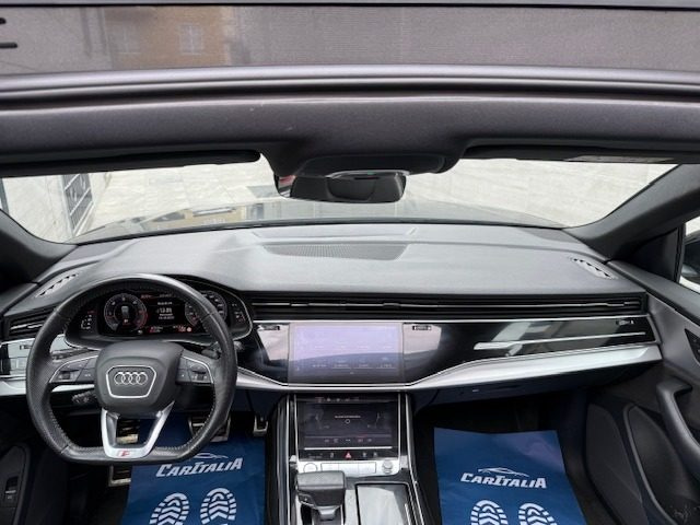 AUDI Q8 usata, con Climatizzatore