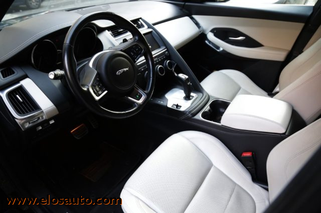 JAGUAR E-Pace usata, con Boardcomputer