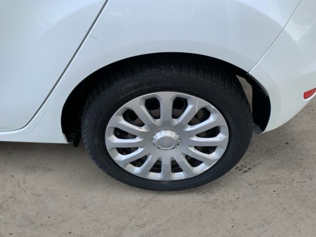 FORD Fiesta usata, con Chiusura centralizzata