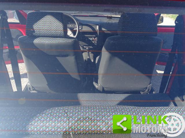 PEUGEOT 106 usata 12