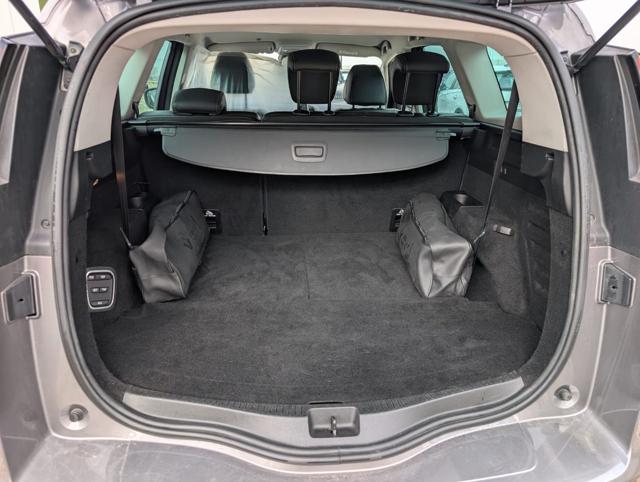 RENAULT Grand Scenic usata, con Vetri oscurati