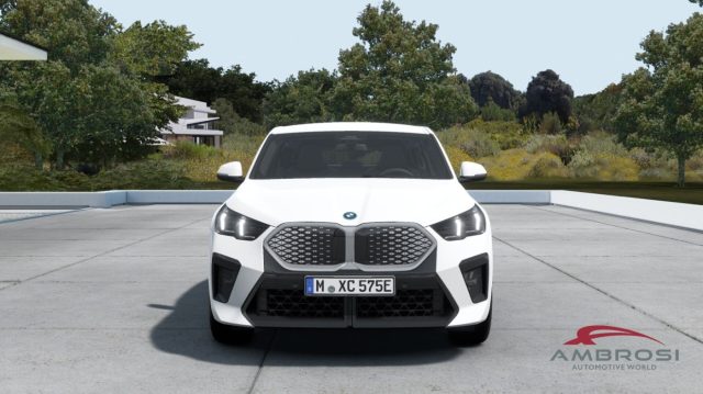 BMW iX2 usata 3