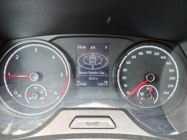 VOLKSWAGEN Caravelle usata 17