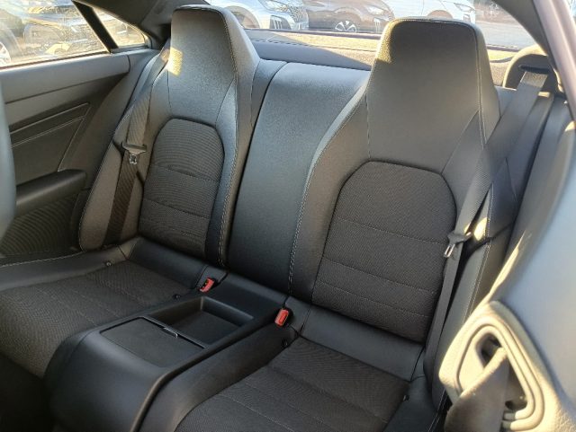 MERCEDES-BENZ E 220 usata, con Chiusura centralizzata