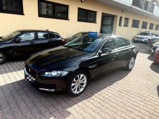 JAGUAR XF usata, con Airbag