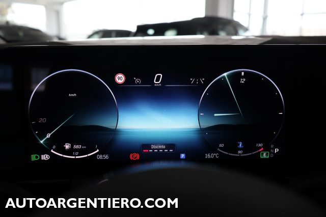 MERCEDES-BENZ GLA 180 usata, con Bracciolo