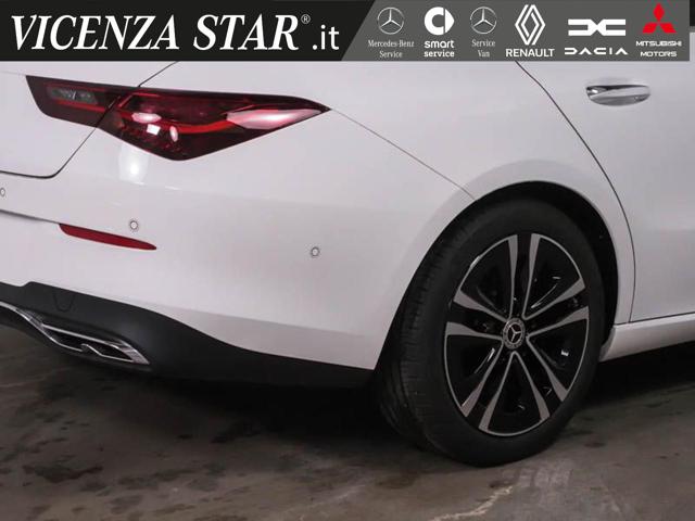 MERCEDES-BENZ CLA 180 usata, con Alzacristalli elettrici