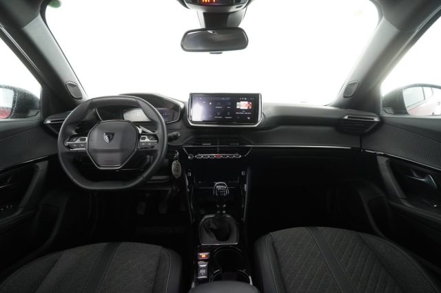 PEUGEOT 2008 usata 10