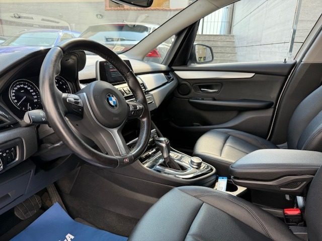BMW 225 usata, con Autoradio