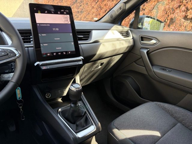 RENAULT Captur usata, con Autoradio digitale