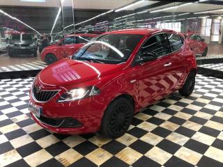 LANCIA Ypsilon 1.0 FireFly 5 porte S&S Hybrid Ecochic Silver